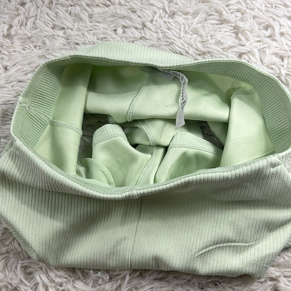 Lululemon Ribbed Softstreme High-Rise Short 2" Kohlrabi Green - Picture 3 of 6